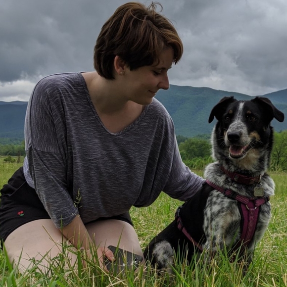 Meet your Posher, Sarah - Picture 1 of 1